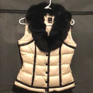 Seventy Vest with fur collar